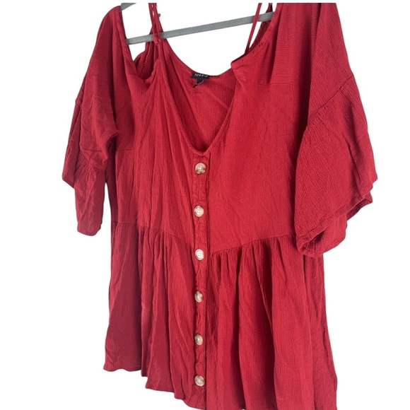 Torrid Red Cold Shoulder Button Front Blouse size 3X - Picture 4 of 9